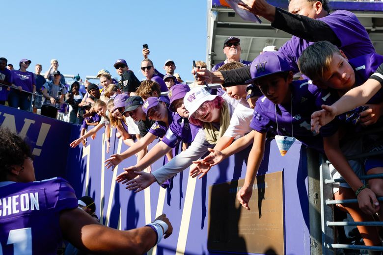 Awesome Washington Huskies Baseball Jersey Gift For NCAA Fans