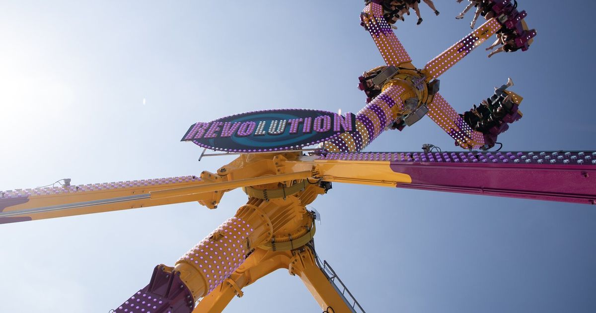 Roller coaster stuck on tracks at Washington State Fair