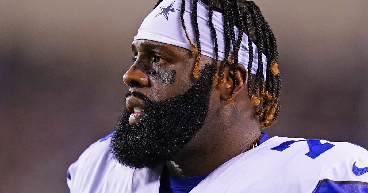 Should Jets consider signing future Hall-of-Famer Jason Peters for 2023  season?