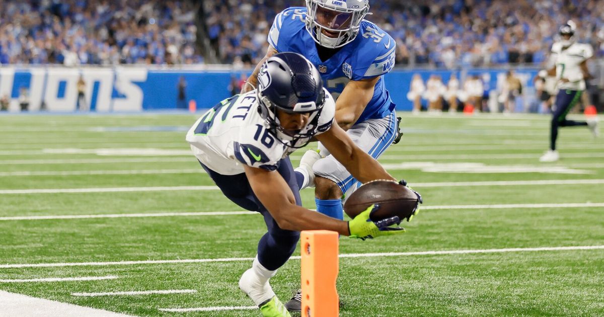 Seahawks' game-winning OT drive capped off by a Geno Smith to Tyler Locket  TD vs. the Lions