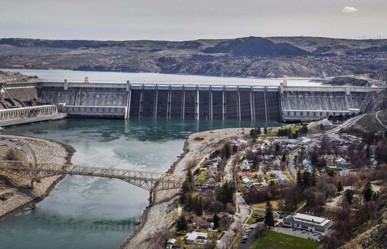 Thursday, April 4, 2019  Grand Coulee Dam.  209797