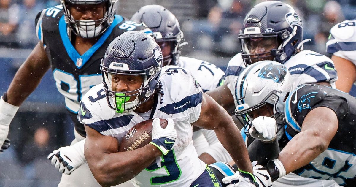 Kenneth Walker runs Seahawks to 37-27 win over Panthers