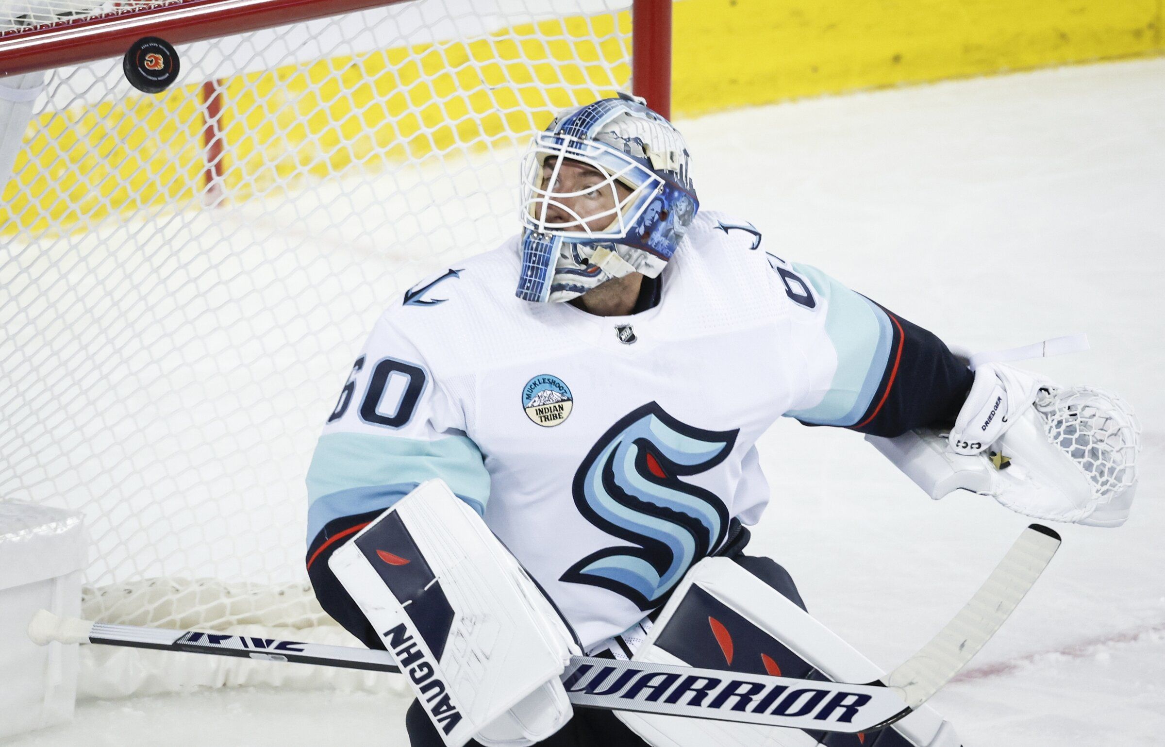 ケルケル Battle for backup goalie in spotlight as Kraken play first