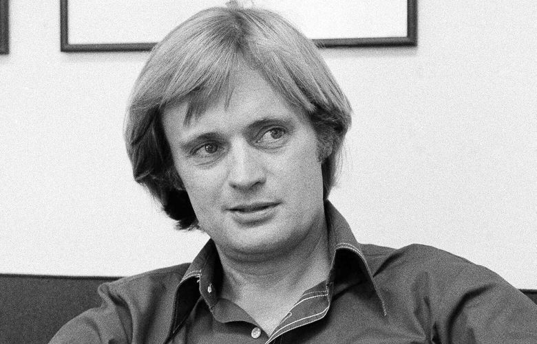 FILE – David McCallum, star of the NBC-TV series “The Invisible Man,” is shown during an interview with Jay Sharbutt at NBC studios in New York, Aug. 28, 1975. McCallum, who became a teen heartthrob in the hit series “The Man From U.N.C.L.E.” in the 1960s and was the eccentric medical examiner in the popular “NCIS” 40 years later, died on Monday, Sept. 25, 2023. He was 90. He died of natural causes surrounded by family at New York Presbyterian Hospital, CBS said in a statement. (AP Photo/Richard Drew, File) NYSS108 NYSS108