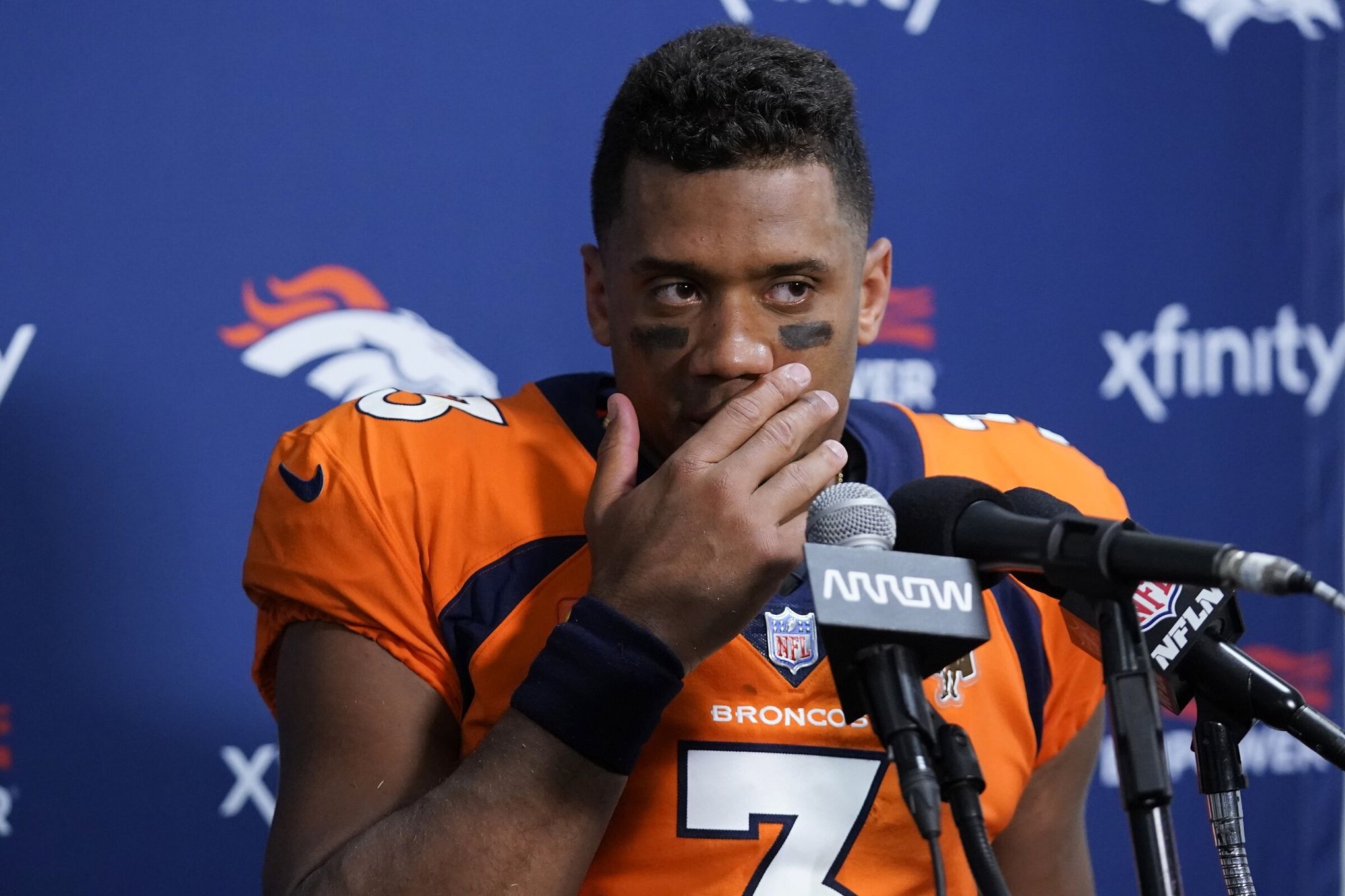 Broncos' Sean Payton wants Russell Wilson to 'stop kissing all the