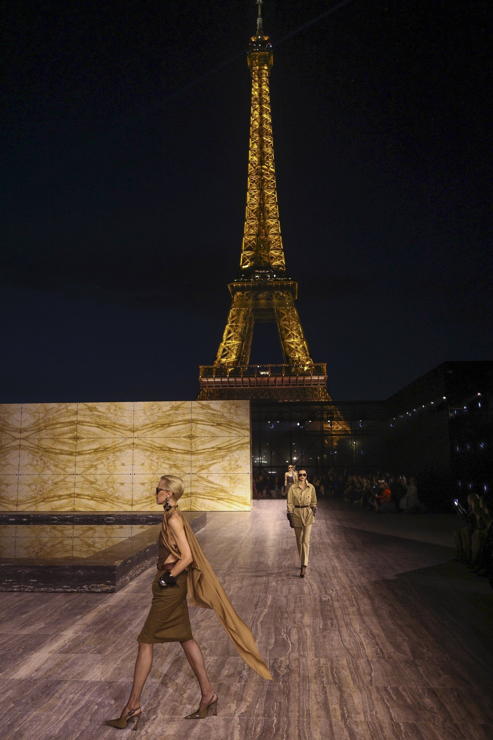 Saint laurent 2024 eiffel tower