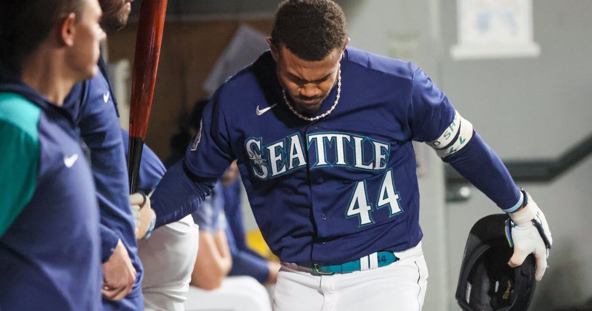 Benches clear after Astros pitcher taunts Mariners' Julio Rodriguez, Mariners