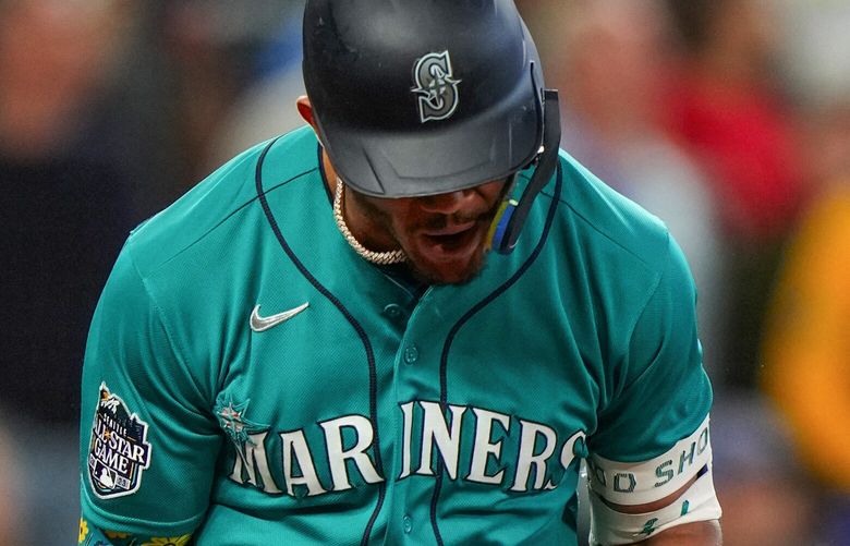 Seattle Mariners’ Julio Rodríguez reacts as he flies out against the Texas Rangers during the fifth inning of a baseball game, Saturday, Sept. 30, 2023, in Seattle. (AP Photo/Lindsey Wasson) WALW636 WALW636