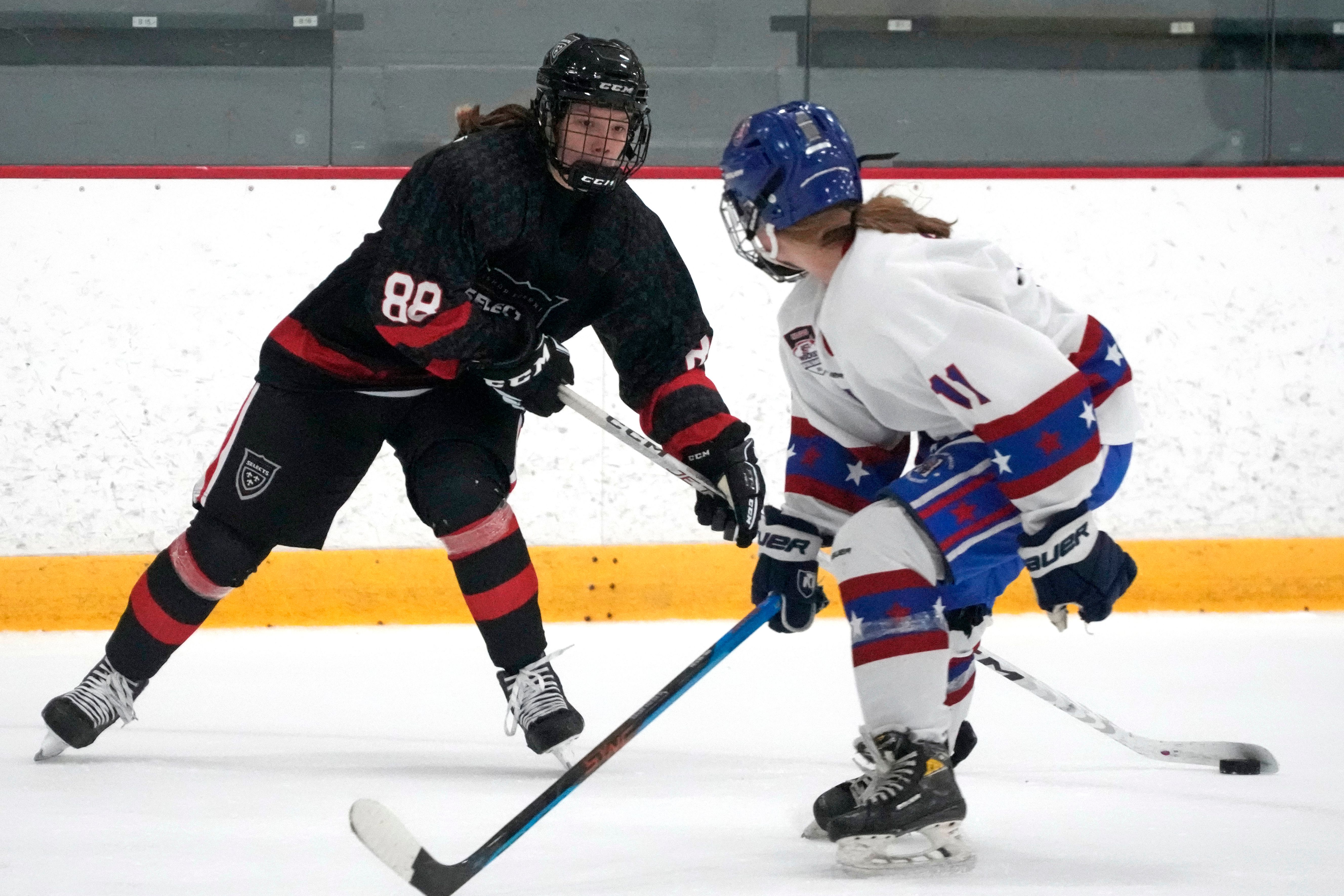 Slovakian teenage girls hockey phenom Nela Lopusanova arrives in North America The Seattle Times