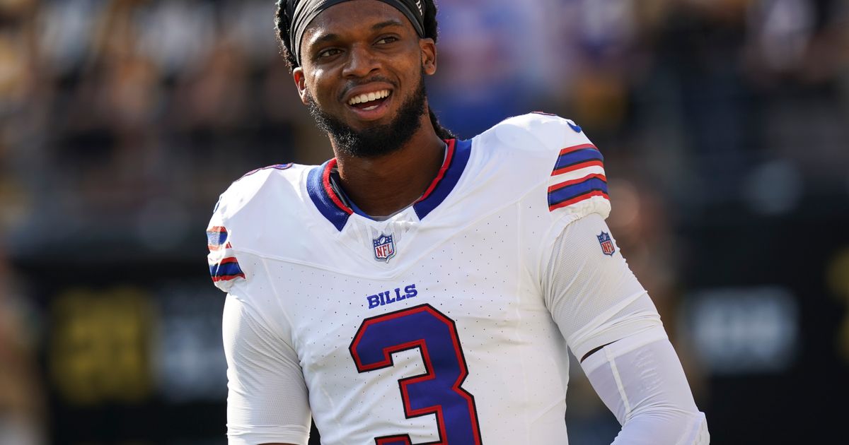 Damar Hamlin 'will NOT make his long-awaited return to the NFL tonight in  New York as the Buffalo Bills decide to play it safe eight months after  he suffered cardiac arrest on