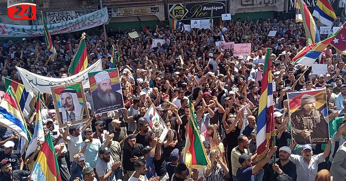 US-backed Kurdish fighters say battles with tribesmen in eastern Syria ...