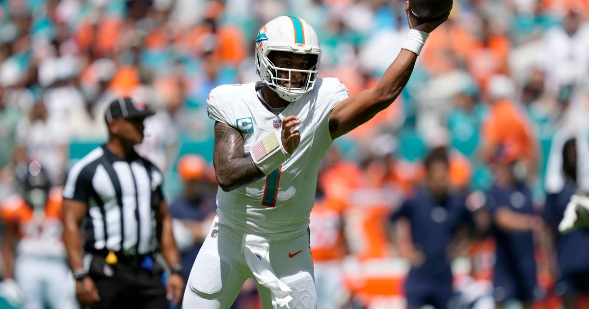 Bears' next opponent: Dolphins score most points by any team since 1966 in  70-20 win over Broncos - Chicago Sun-Times