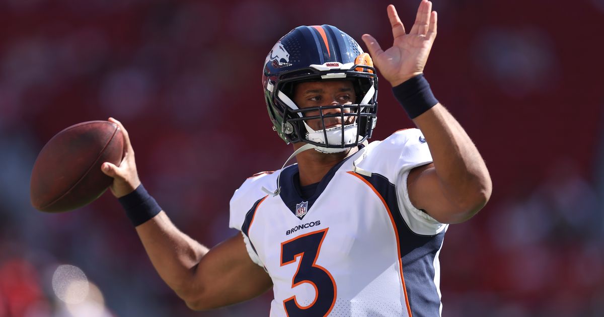 Five observations: Broncos lose preseason opener, but Russell Wilson looks  sharp - The Athletic