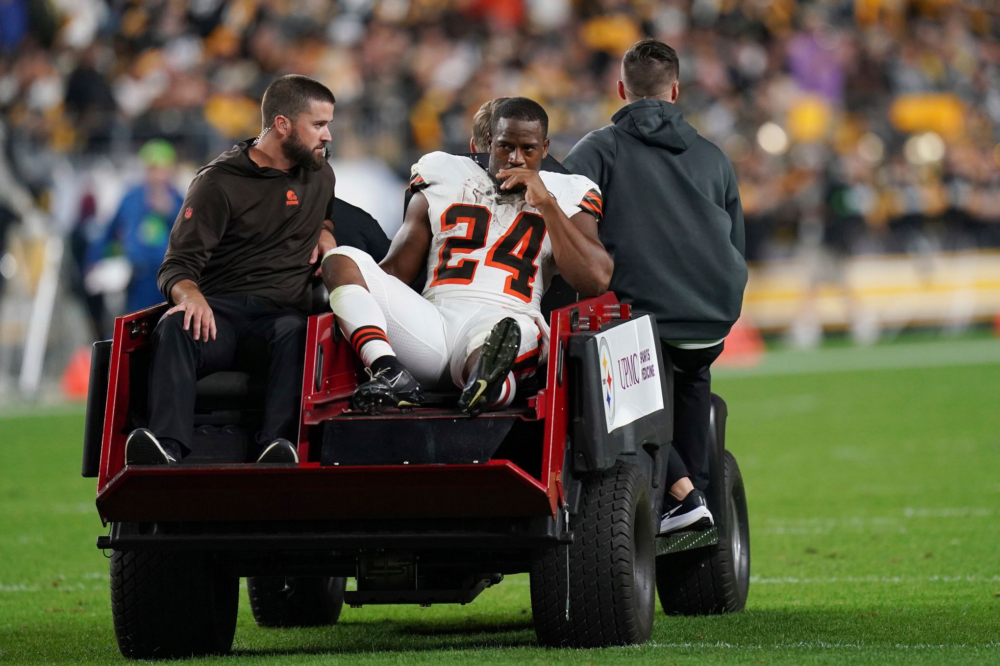 Browns' Nick Chubb to undergo season-ending knee surgery