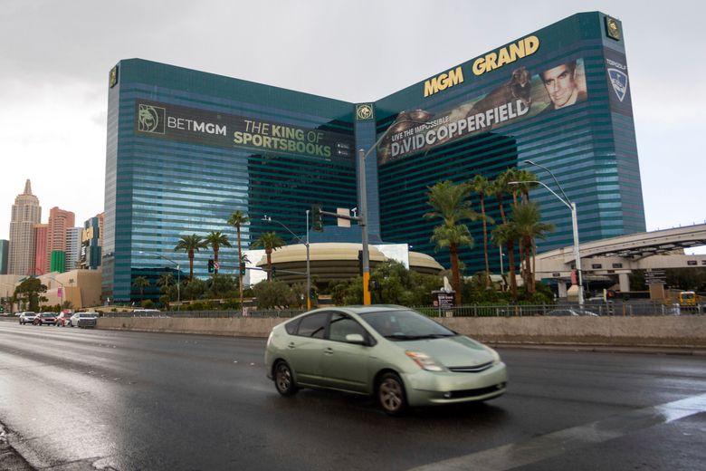 MGM Resorts, FBI investigate possibility of cyberattack