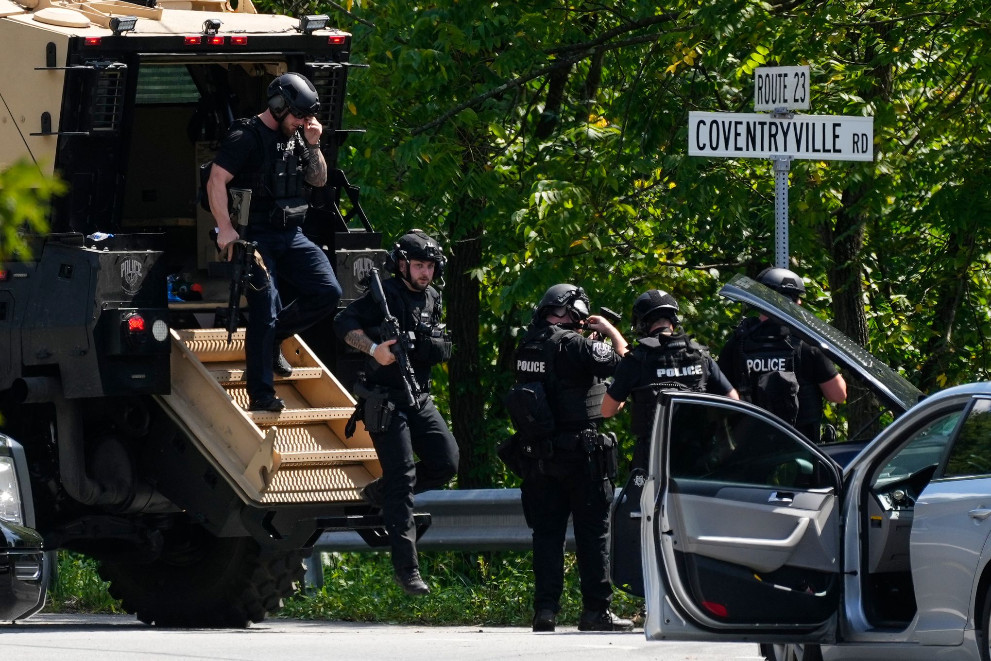 Chester County Prison escape: Manhunt for escapee Danelo Cavalcante prompts  school closures - WHYY