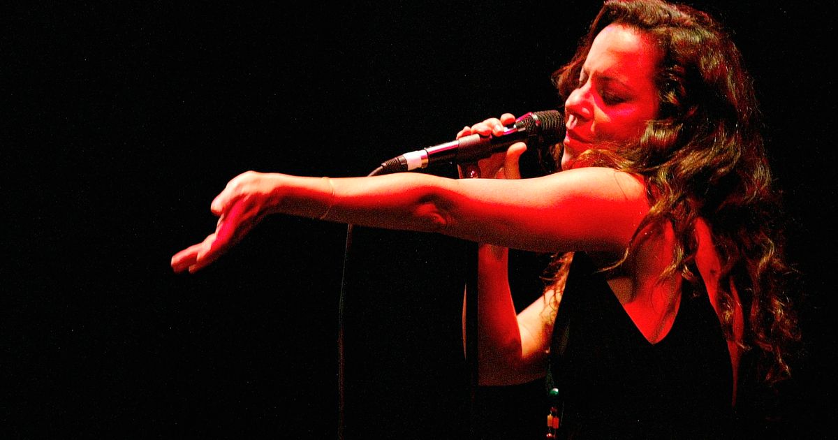 On ‘João’, Brazilian singer Bebel Gilberto honors her late father ...