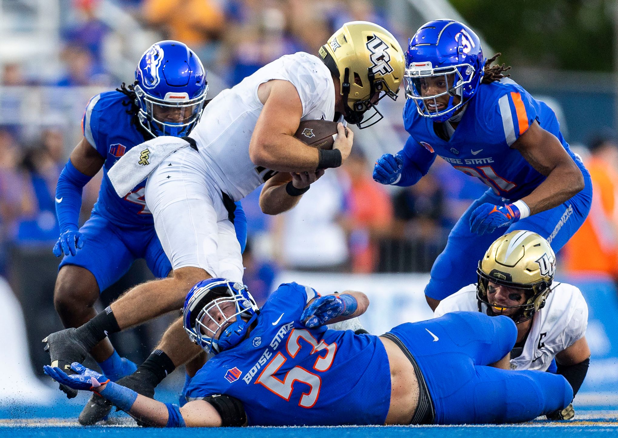 Broncos Sweep Home-Opening Series - Boise State University Athletics