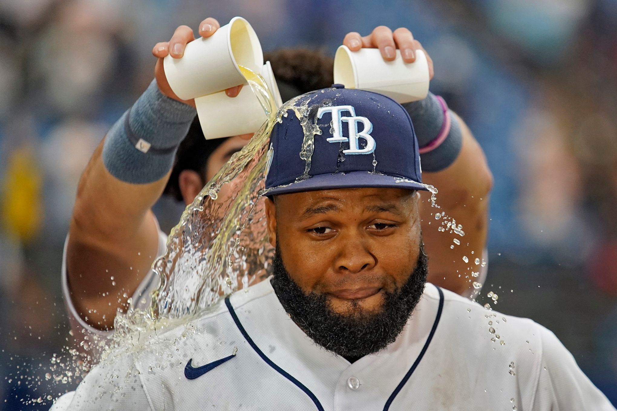 Orioles score six in ninth, hold on to beat Rays 9-6