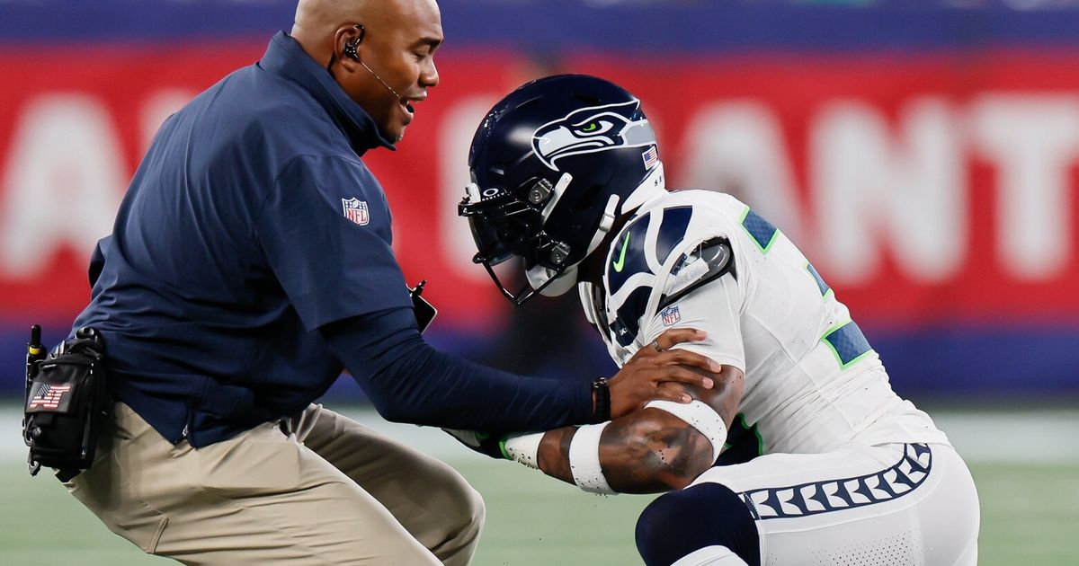 Seattle Seahawks safety Jamal Adams leaves first game in more than a year  with a concussion