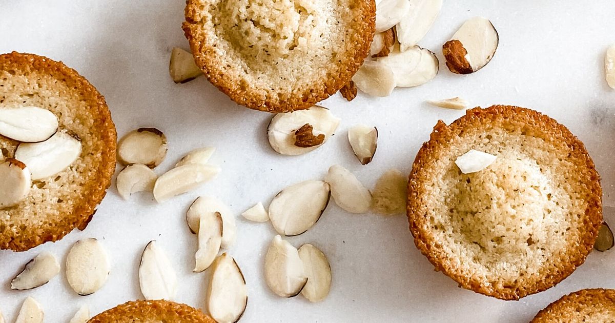 Financiers – Mini Almond Cakes with Brown Butter — CulinUrsa