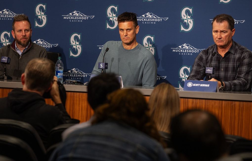 New GM Jerry Dipoto says Mariners' foundation is 'fantastic