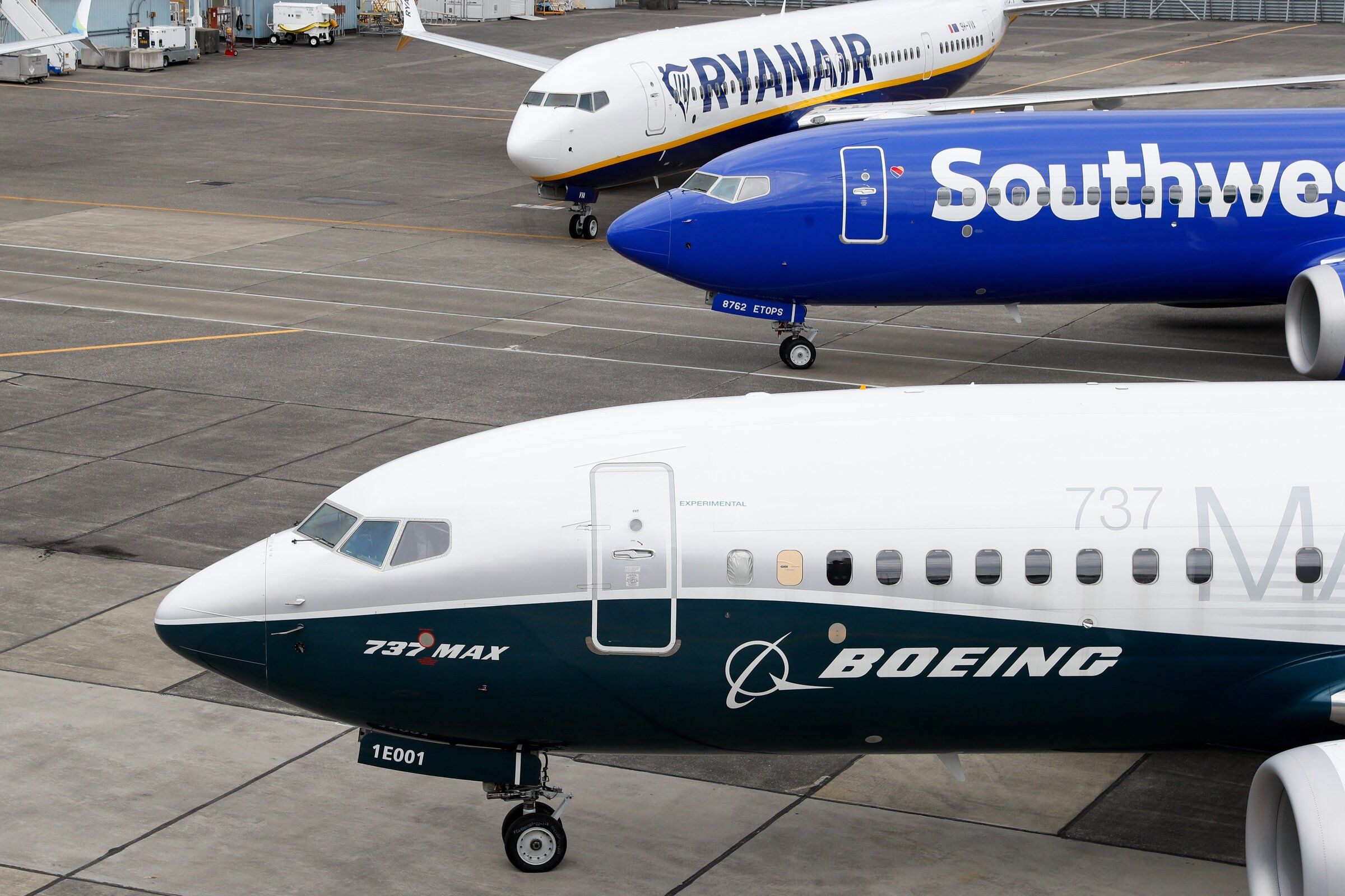 Boeing says it's investigating 737 MAX quality issues; shares drop