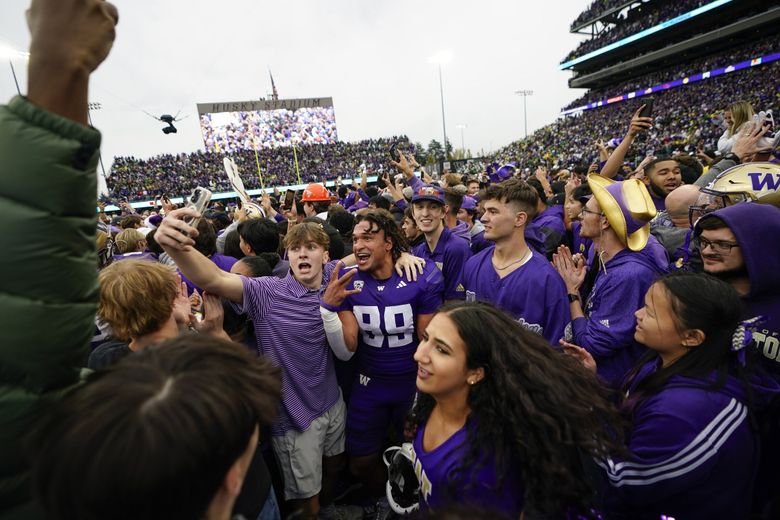 Washington Huskies Links: Do-or-Die at the College World Series