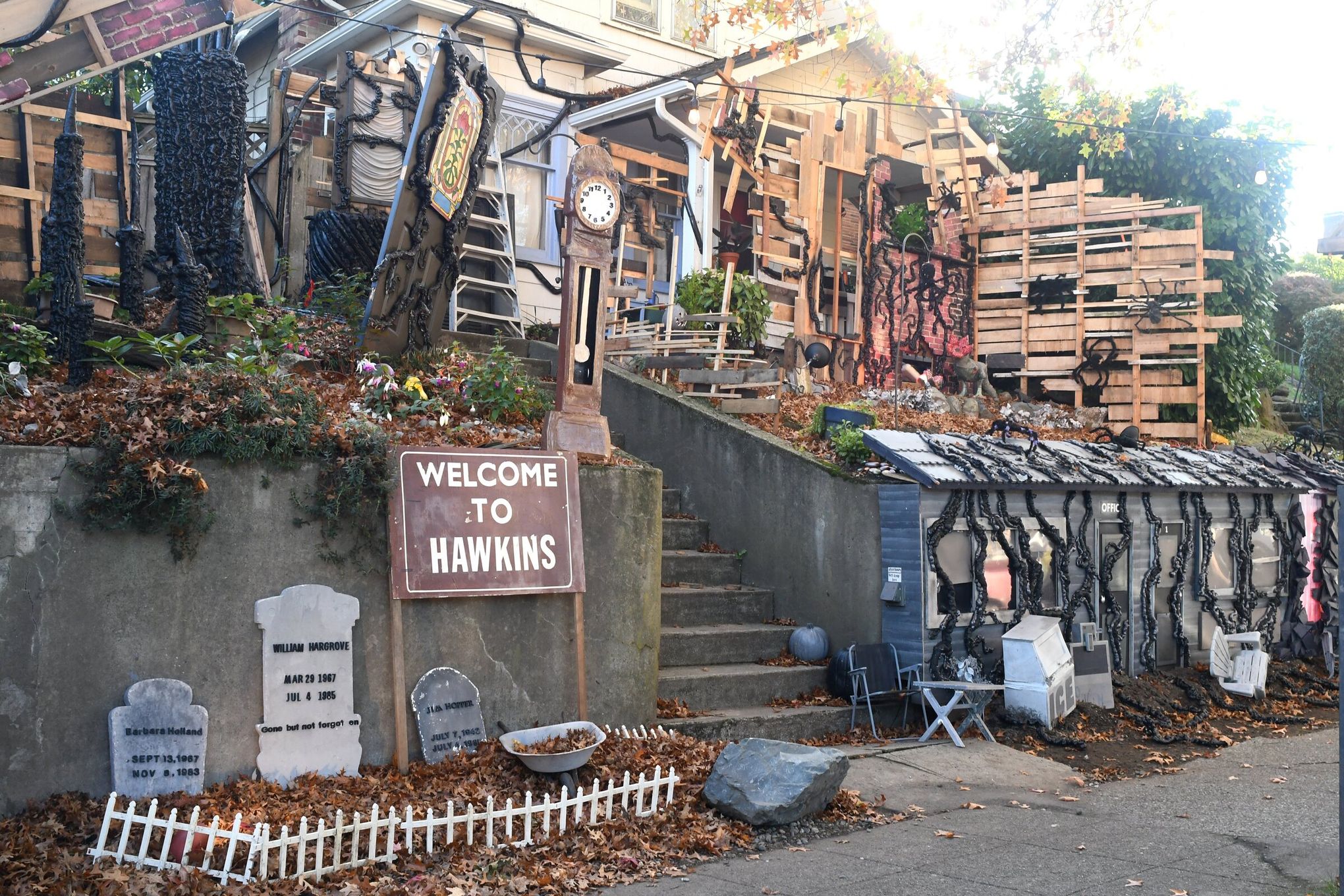 Seattle 'Stranger Things' house shows off next-level Halloween
