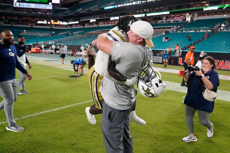 Packers fans stunned after losing out on free drinks