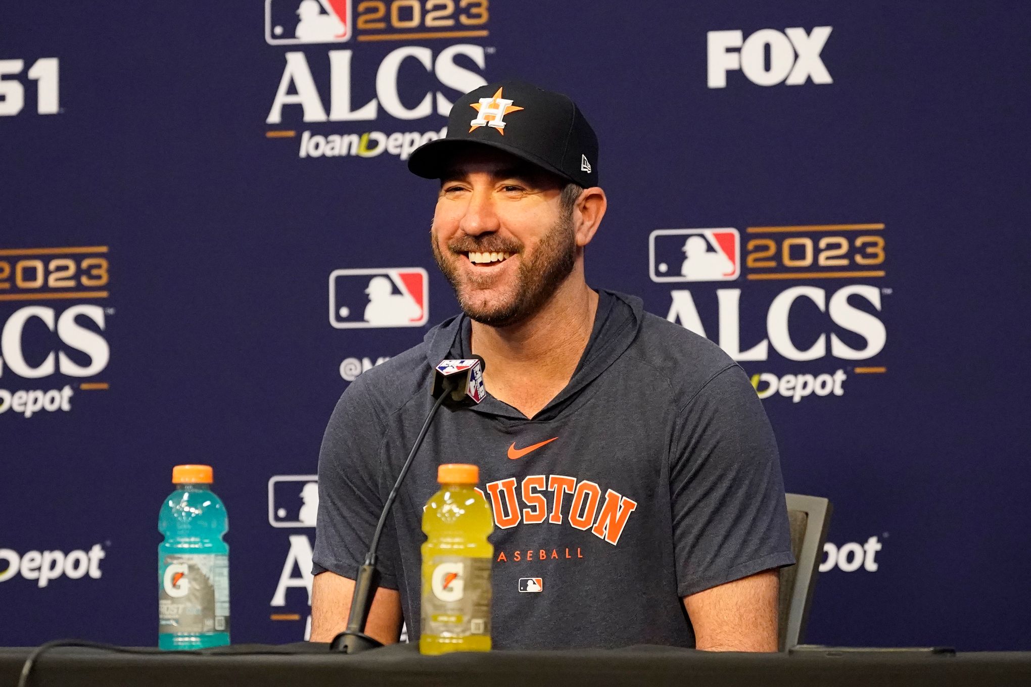 Astros Josh on X: If the Houston Astros re-acquire Justin Verlander, I  will buy someone who retweets this tweet and follows my account an Astros  Verlander jersey.  / X