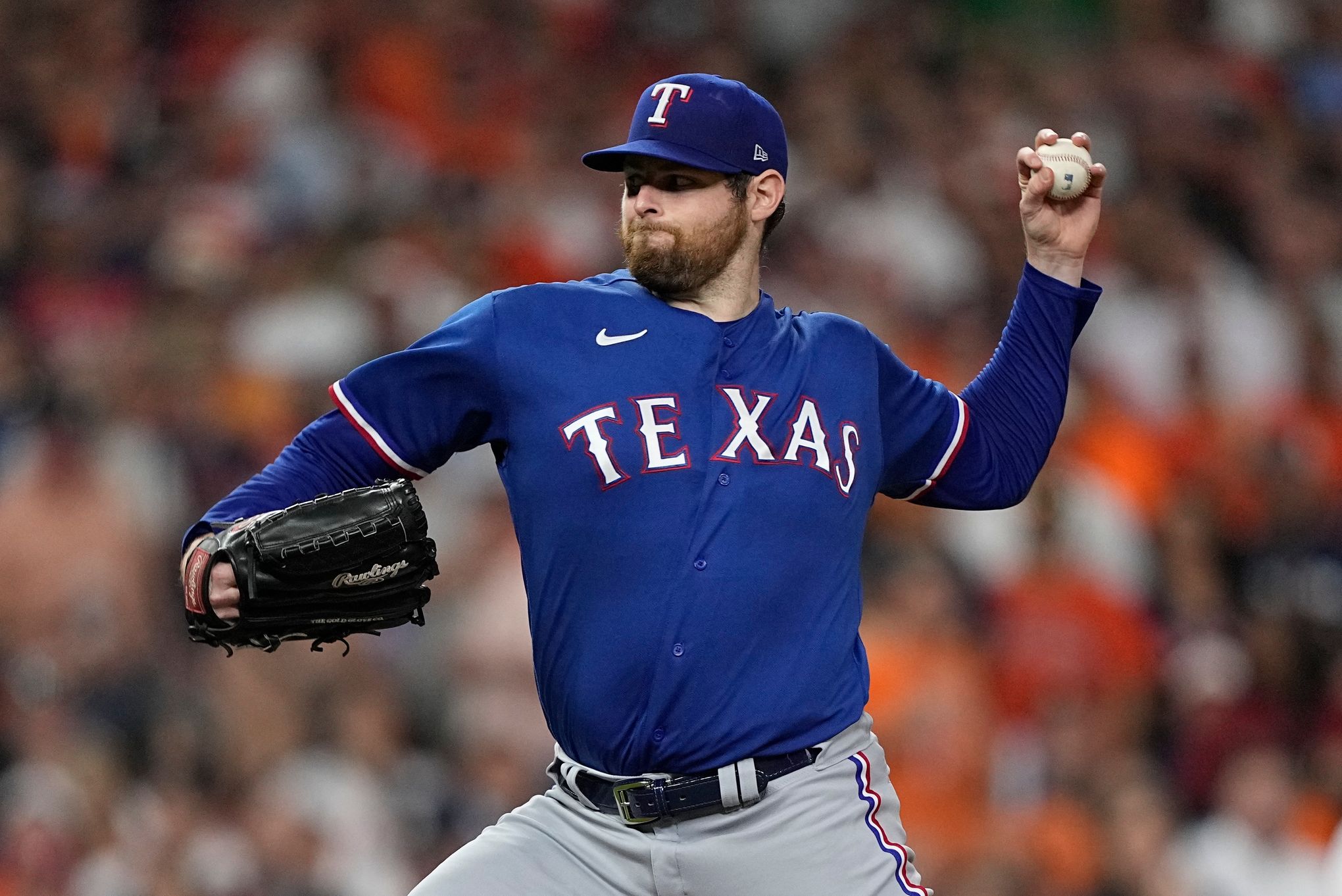 Verlander Shines for Astros in Game 1 Victory