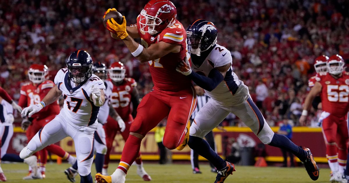 Kansas City Chiefs put away Denver Broncos despite Patrick Mahomes injury