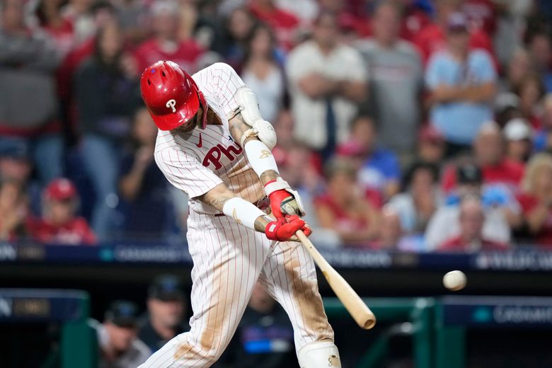 Wheeler strikes out 8, Phillies beat Marlins 4-1 in Wild Card Series opener