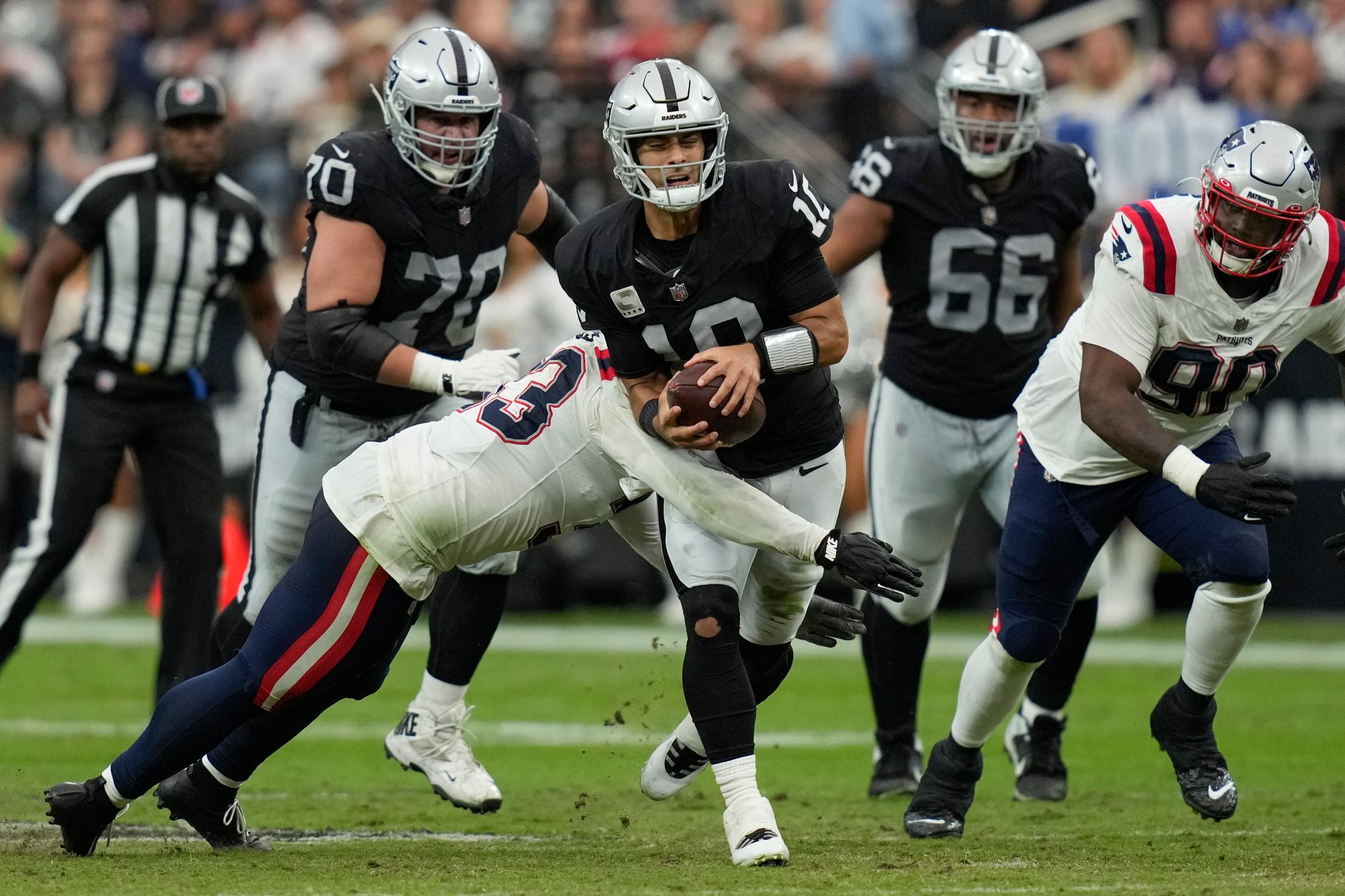 Las Vegas QB Jimmy Garoppolo cleared to play Monday night at Detroit