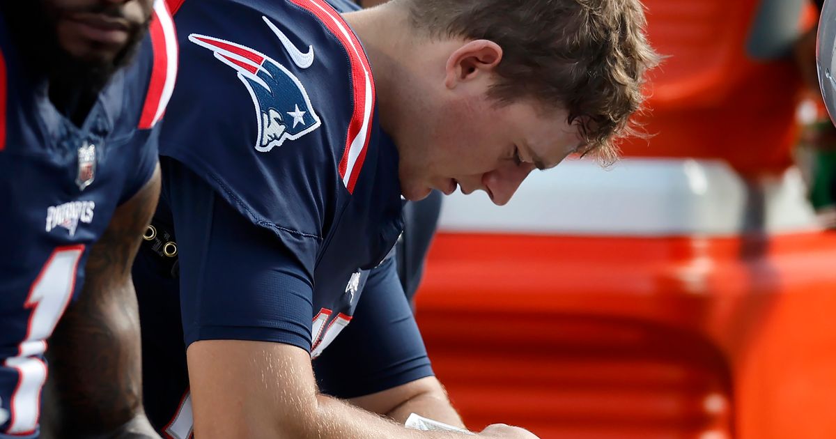 Patriots QB Mac Jones has second-highest selling jersey