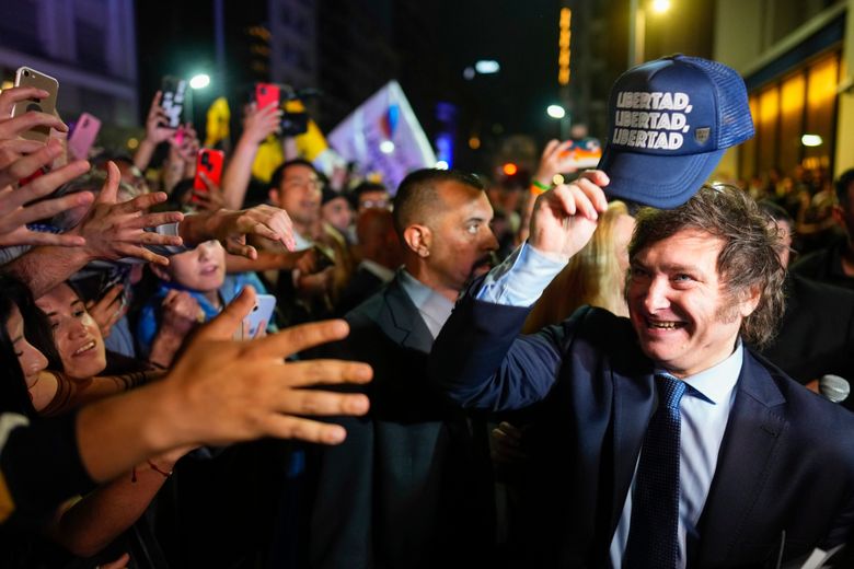 Argentine Presidential Primary Voters Propel Far-Right Outsider to Surprise  Win - WSJ