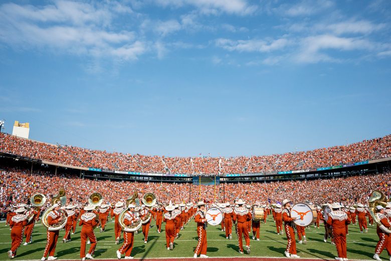 Texas High School Football Predictions: Week 11, 2022