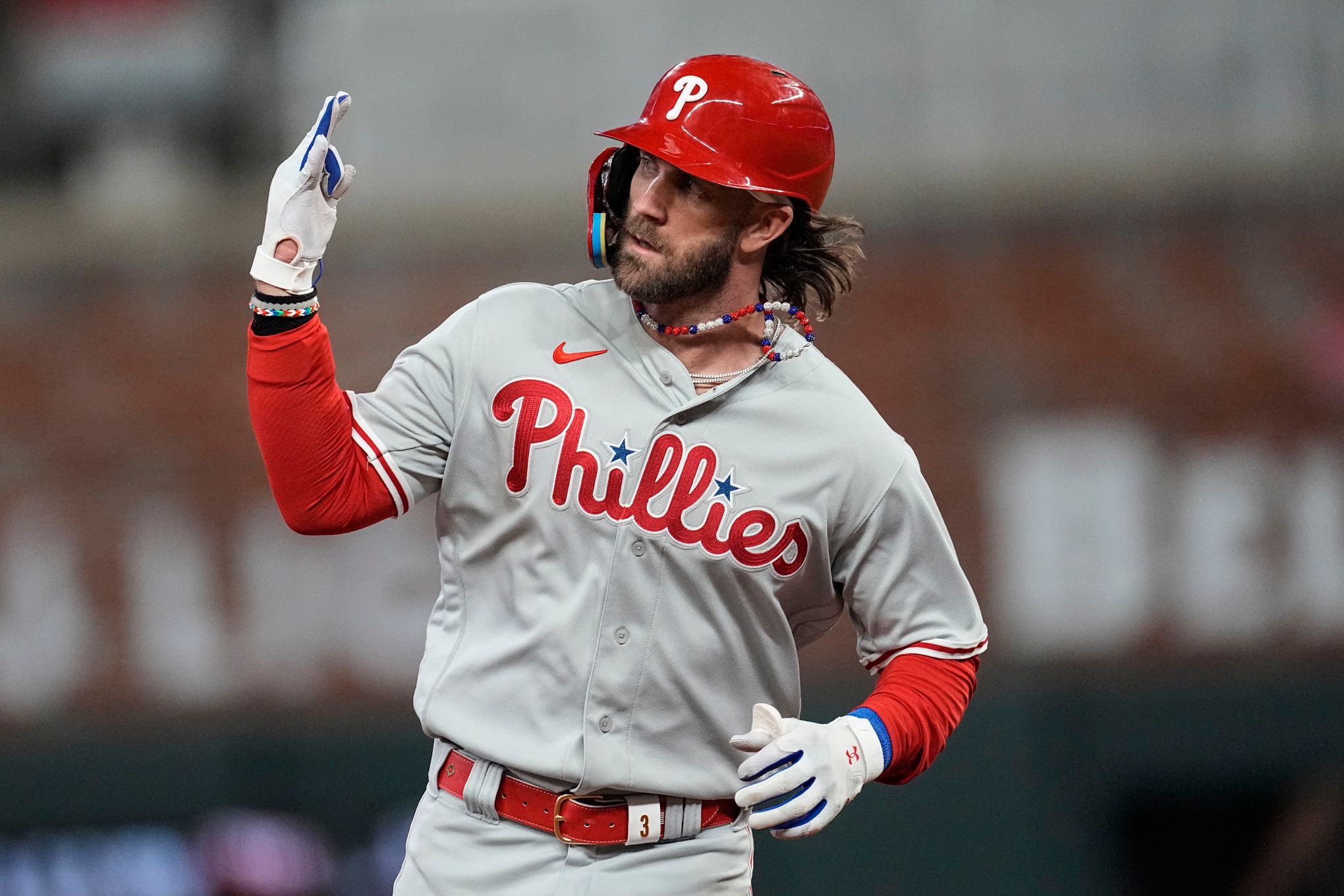 Hoskins, Harper homer, Phils rout Braves in NLDS - West Hawaii Today
