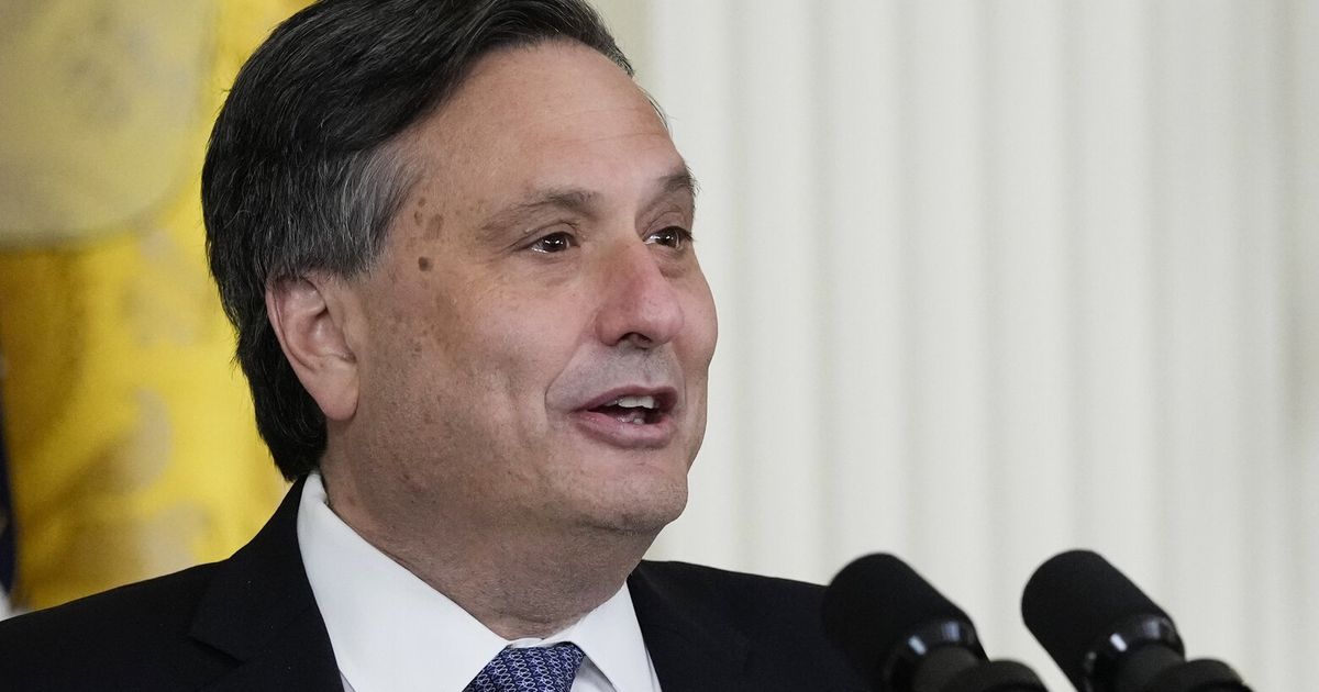 Airbnb names Klain, former White House Chief of Staff, as chief legal