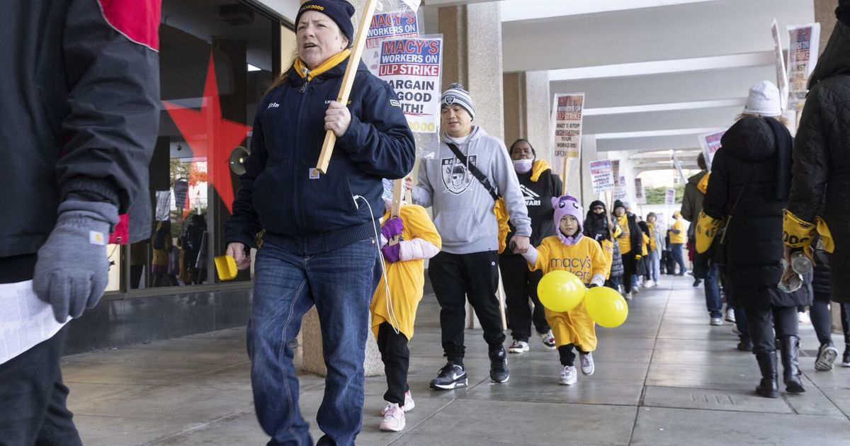 西雅图地区梅西百货员工罢工，要求更好的犯罪防护措施