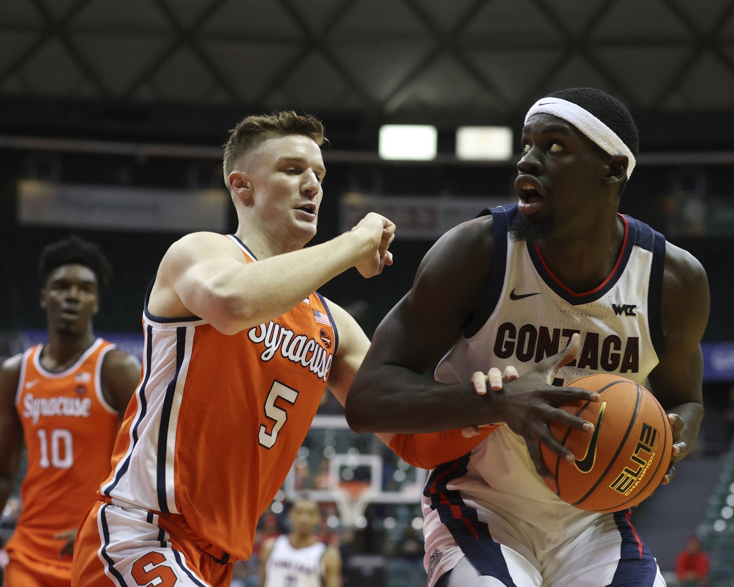 Syracuse deals basketball men