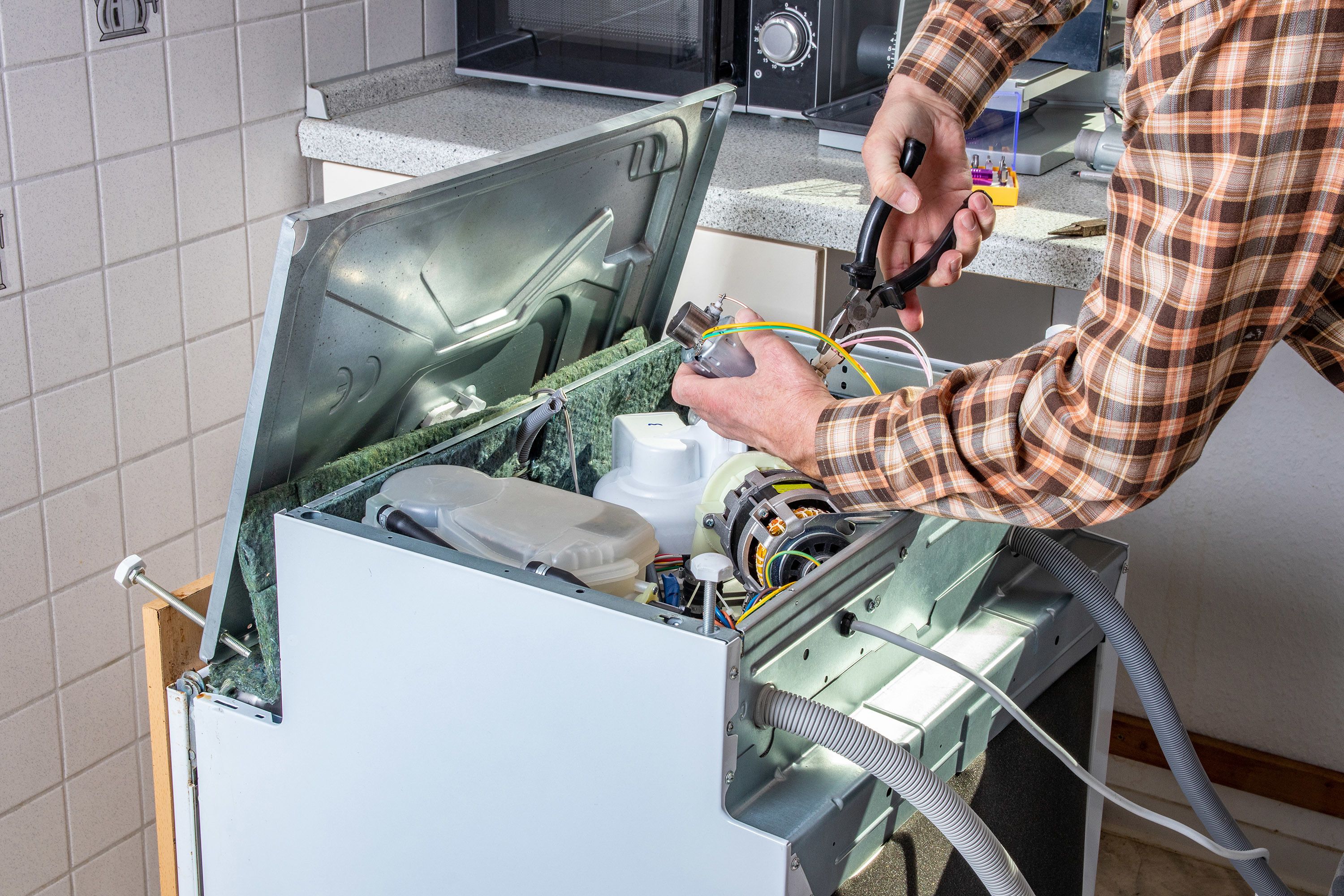 Ask Angi What do I need to know when hiring for appliance repair