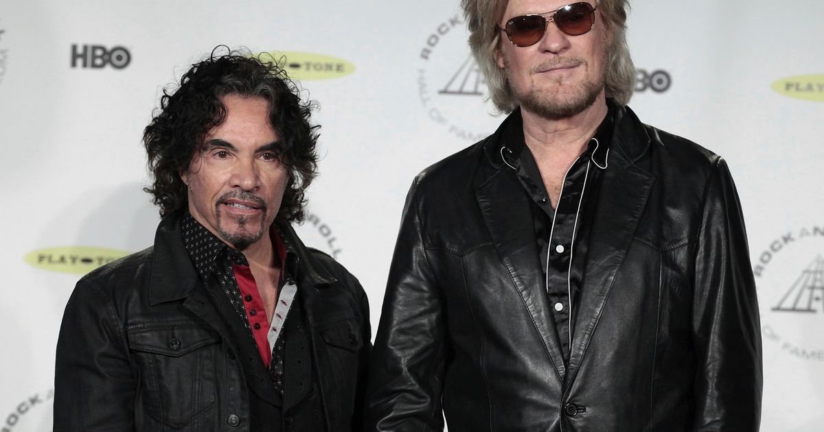 Daryl Hall accuses John Oates of ‘ultimate partnership betrayal’ in plan to sell stake in business