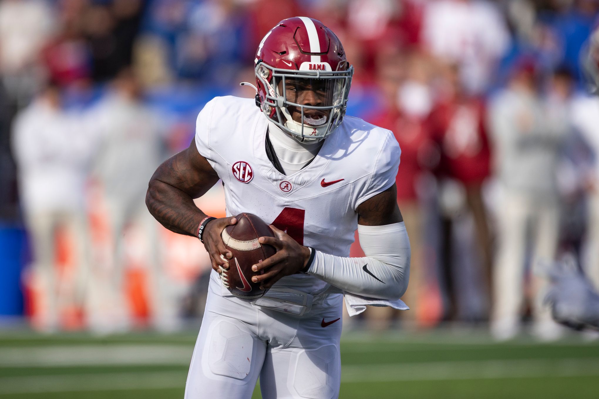 Alabama QB Jalen Milroe shakes off benching, growing pains to account for  10 TDs the past 2 games | The Seattle Times