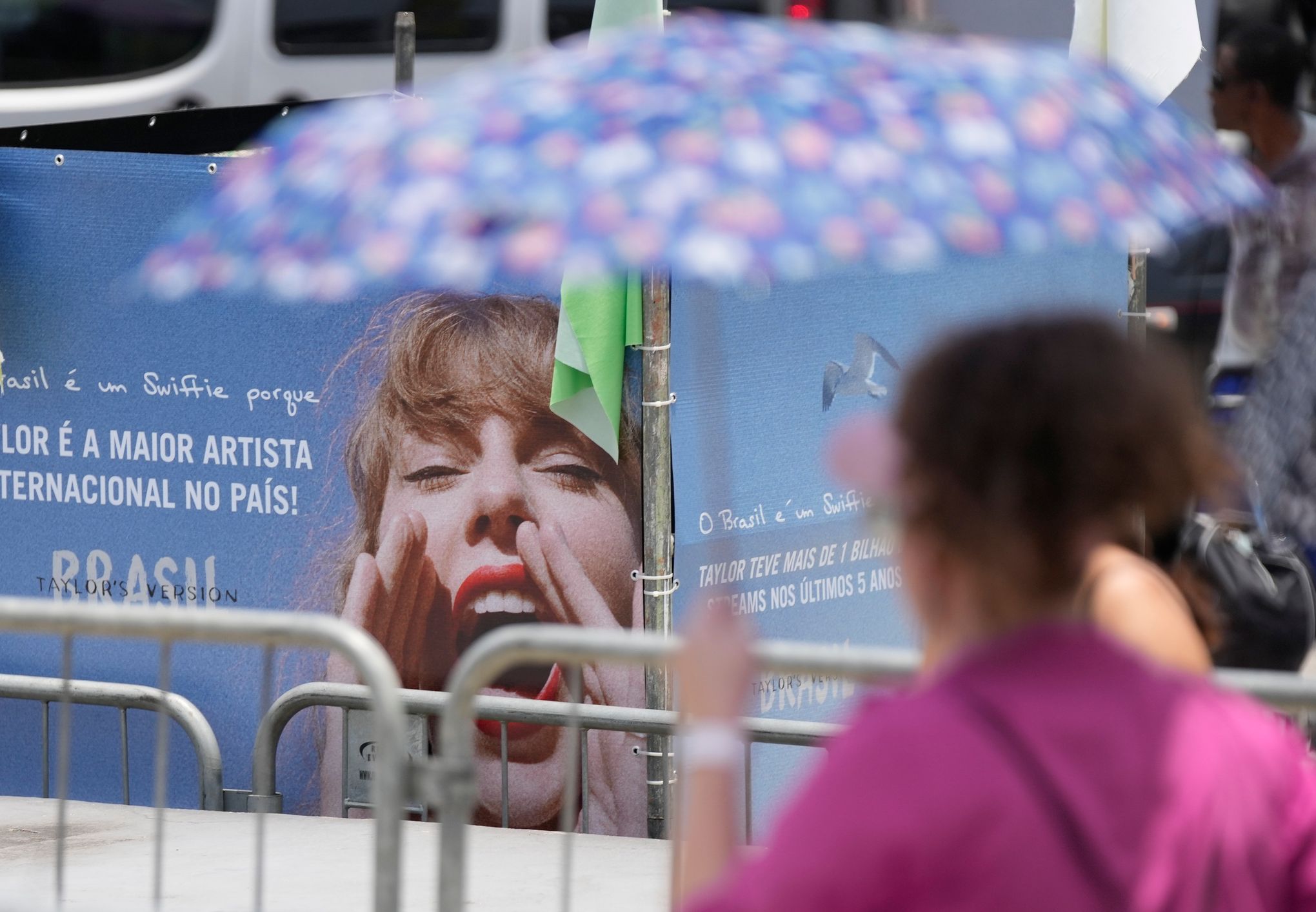 Christ the Redeemer statue could sport a Taylor Swift t-shirt soon