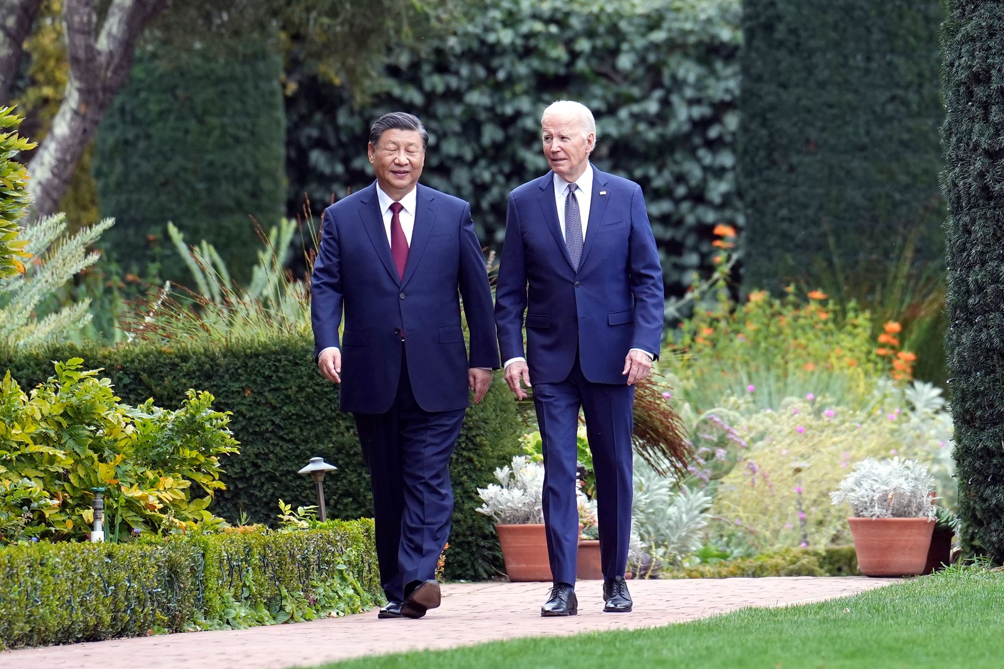 Biden, Xi met for hours and agreed to 'pick up the phone' for any urgent  concerns. 'That's progress' | The Seattle Times