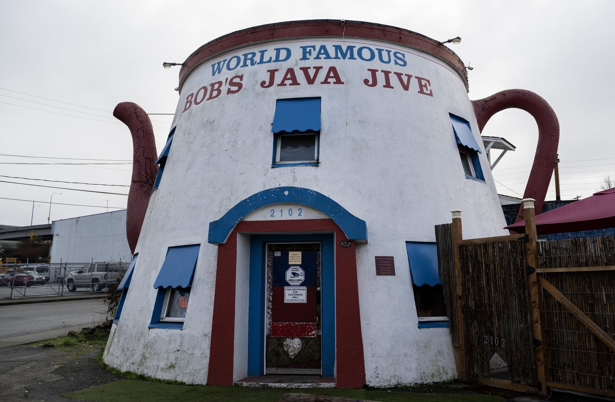 Dushdagi yovvoyi jinsiy aloqa Talaba yotoqxonada sikilyapti (foto)