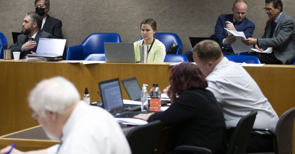 WA grapples with a public defender shortage | The Seattle Times