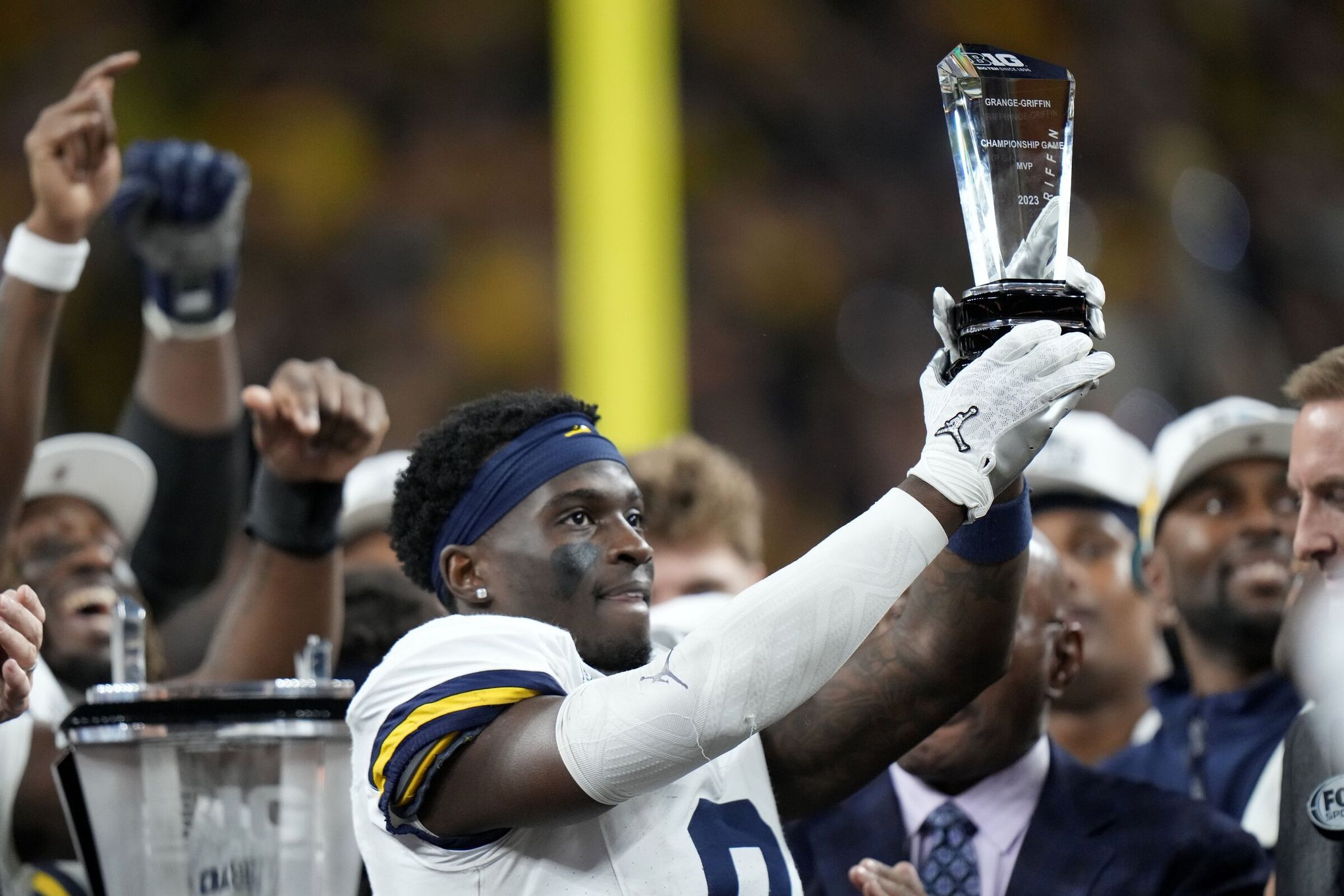 College football winners and losers: Ranking the final regular